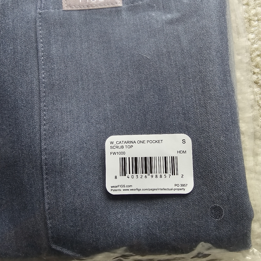 Figs Heathered Denim Scrub Set - Picture 4 of 6